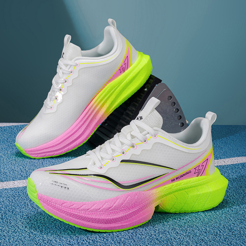 Sepatu Lari Pria Berbantalan E - Lightweight Road Running Shoes ulasan dan harga